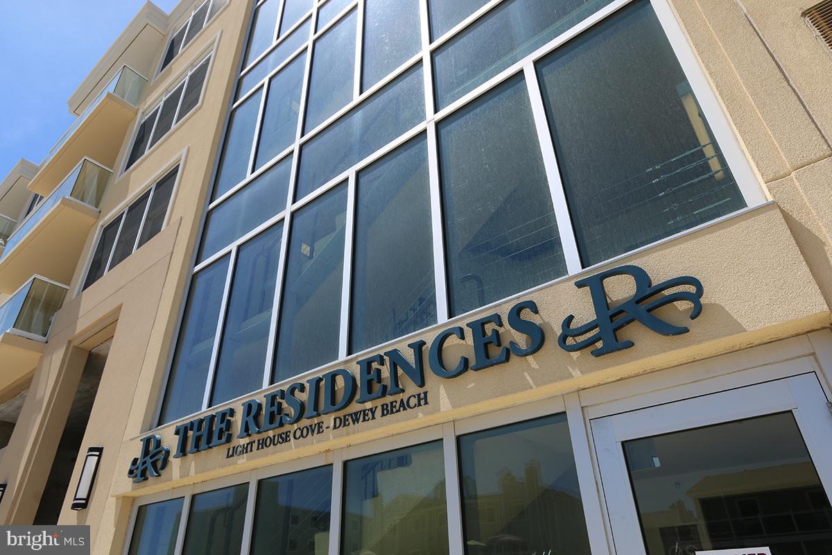 LIGHTHOUSE COVE - Residential