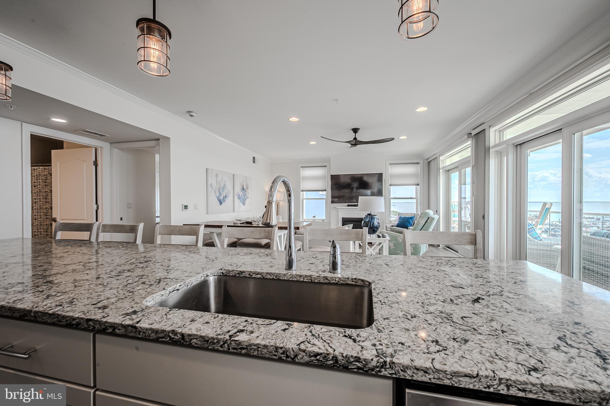 LIGHTHOUSE COVE - Residential