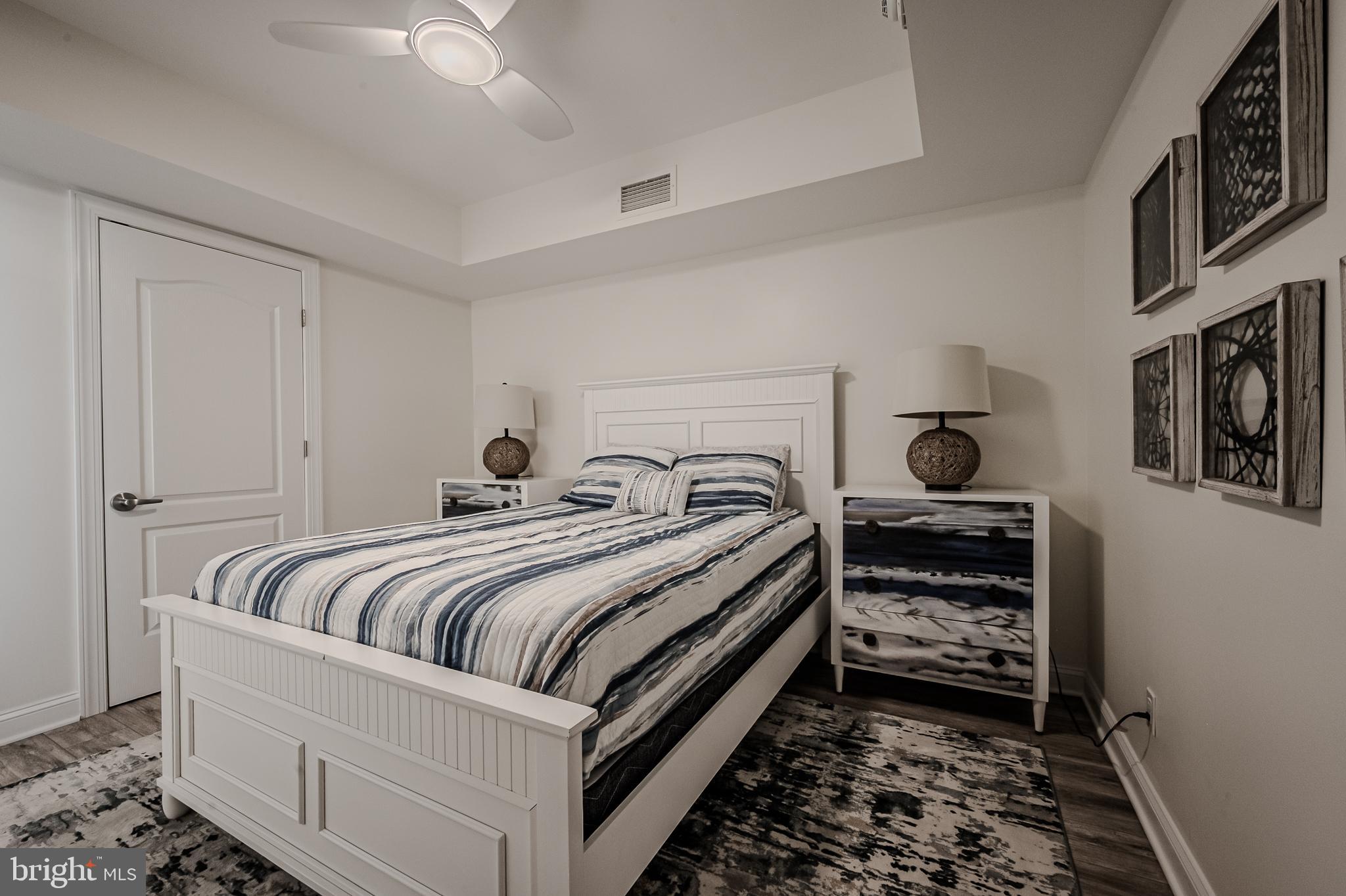 LIGHTHOUSE COVE - Residential