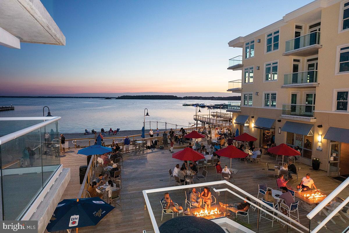 LIGHTHOUSE COVE - Residential