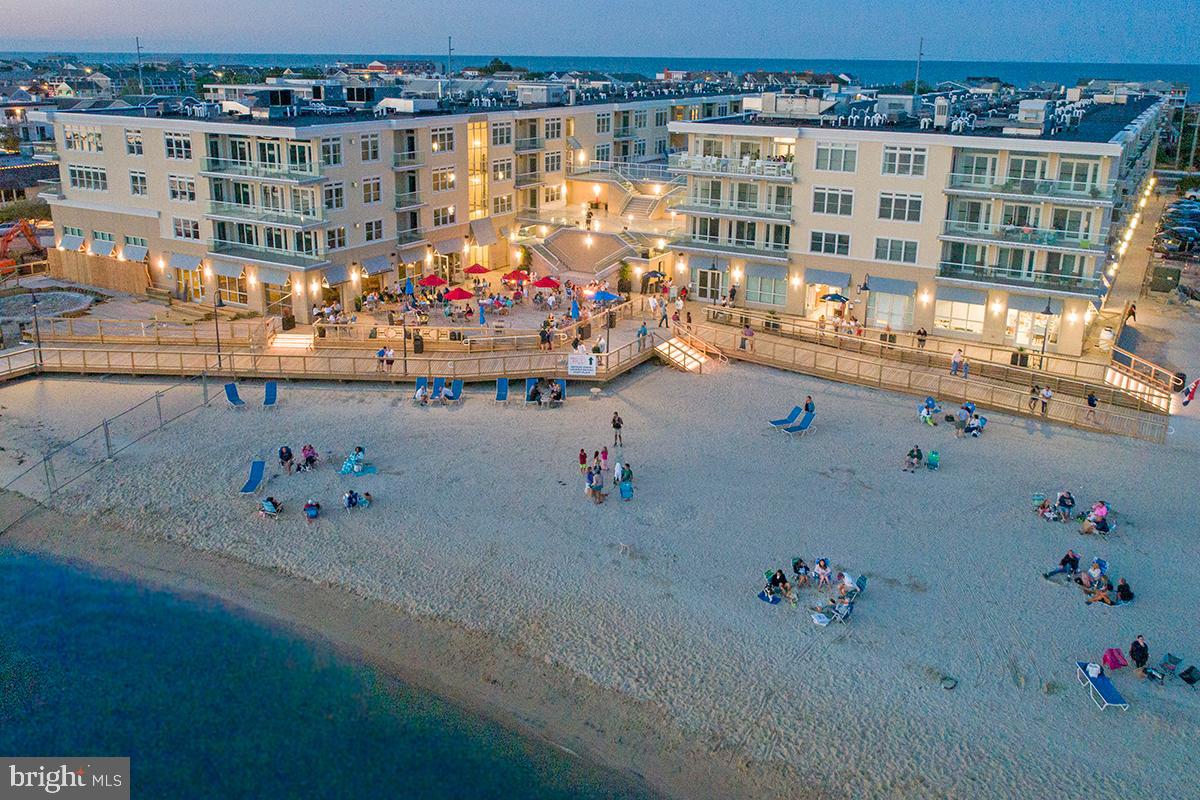 LIGHTHOUSE COVE - Residential