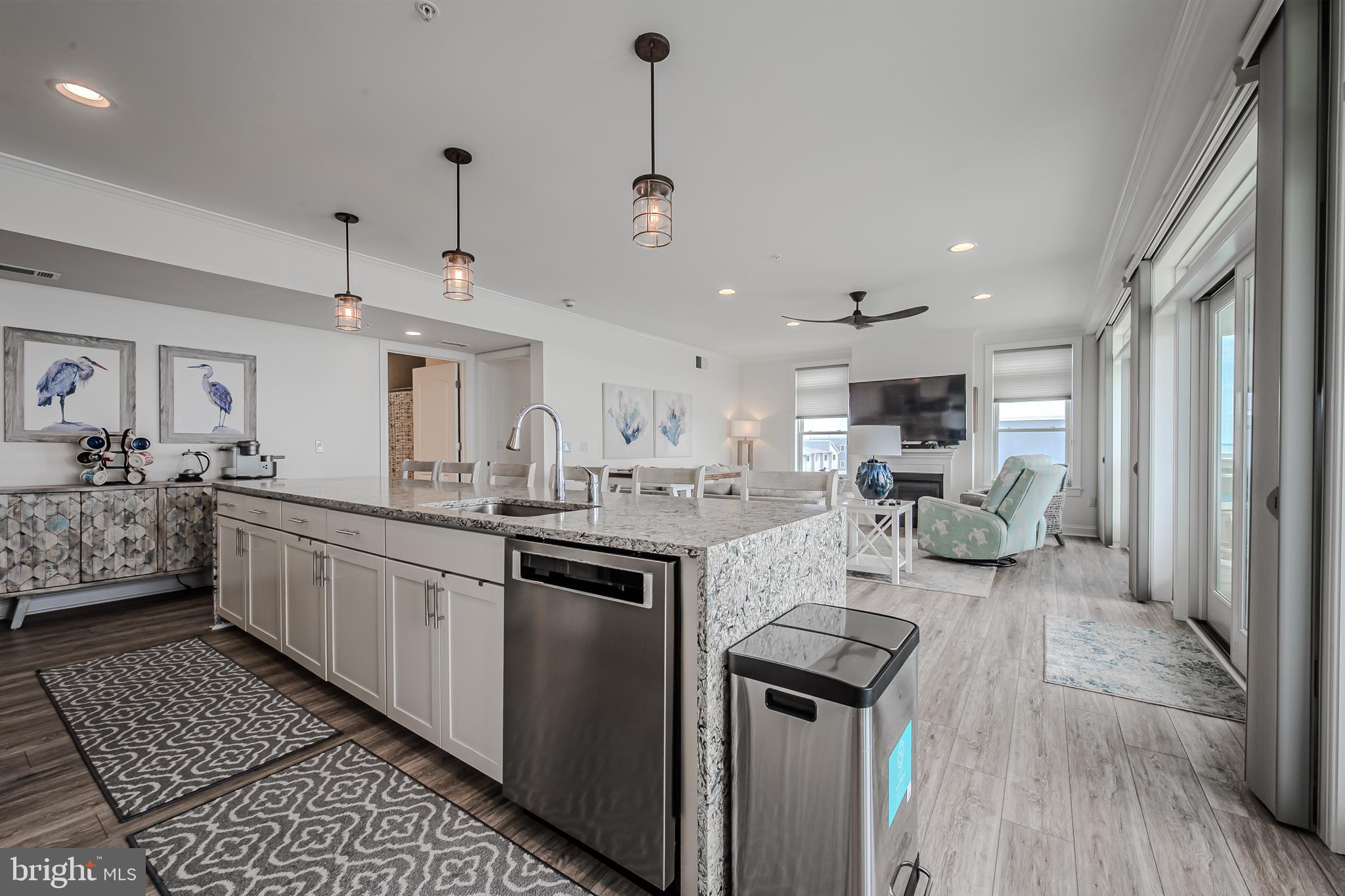 LIGHTHOUSE COVE - Residential