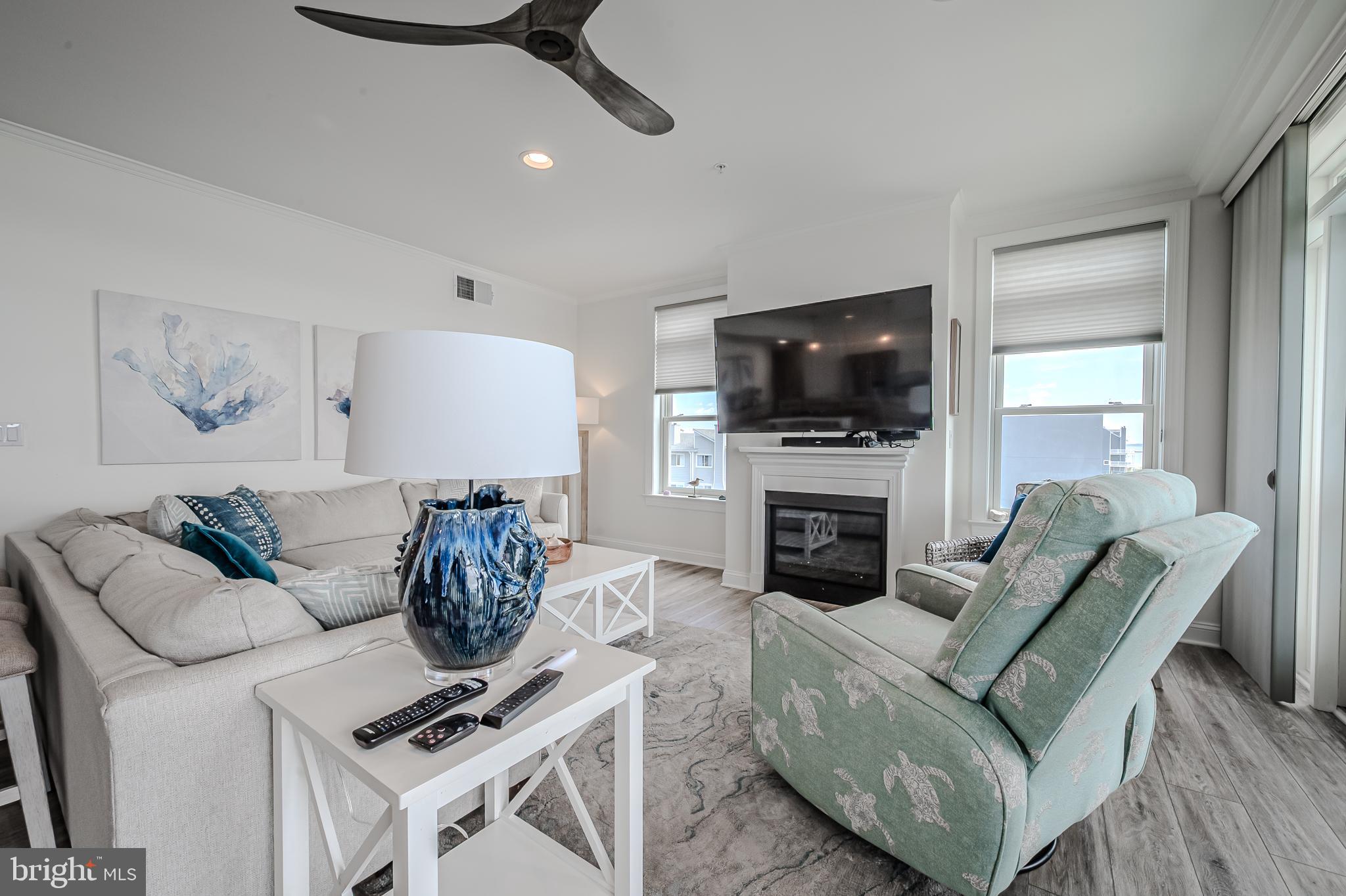 LIGHTHOUSE COVE - Residential