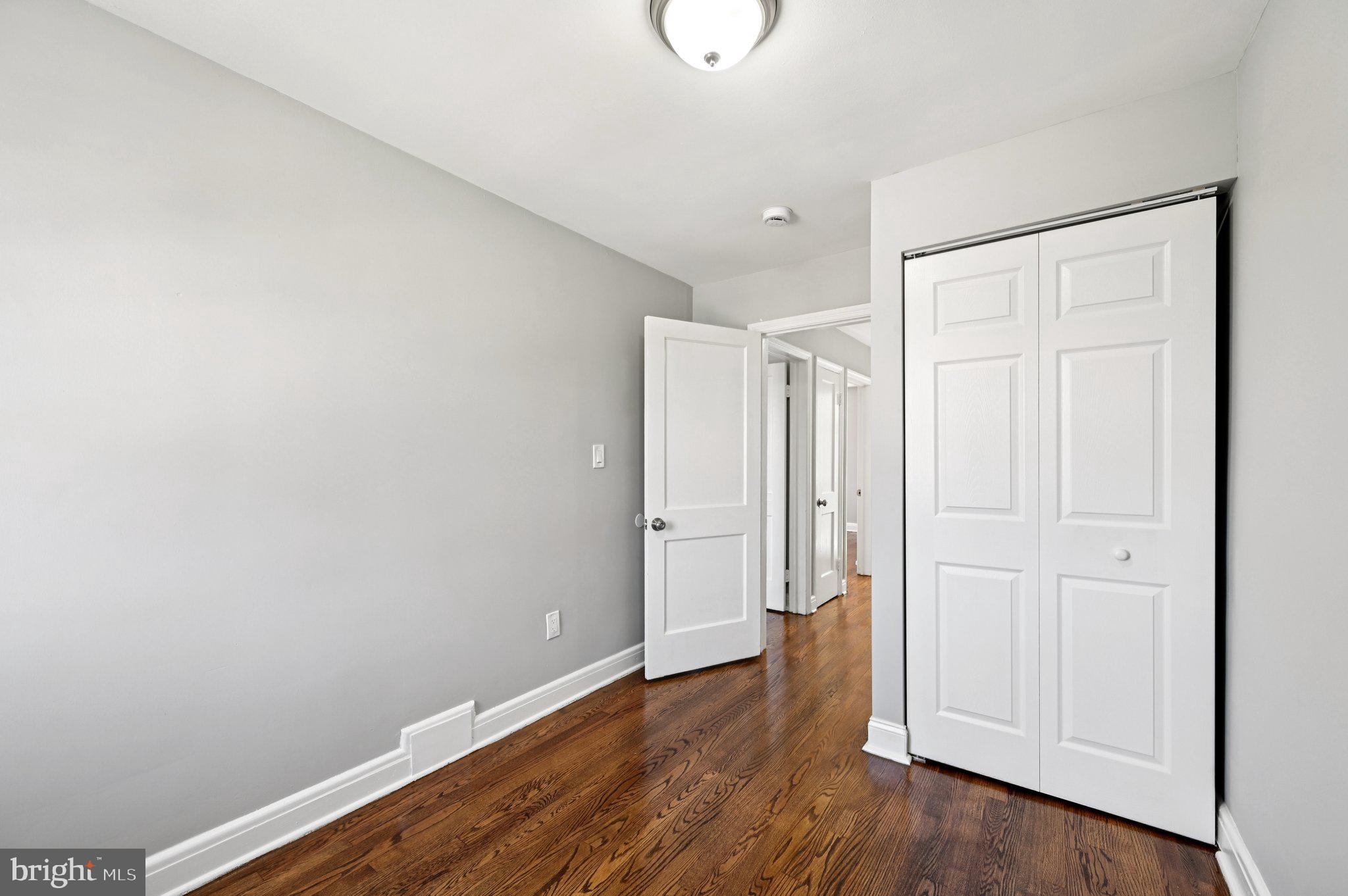 WEST HILLS - Residential