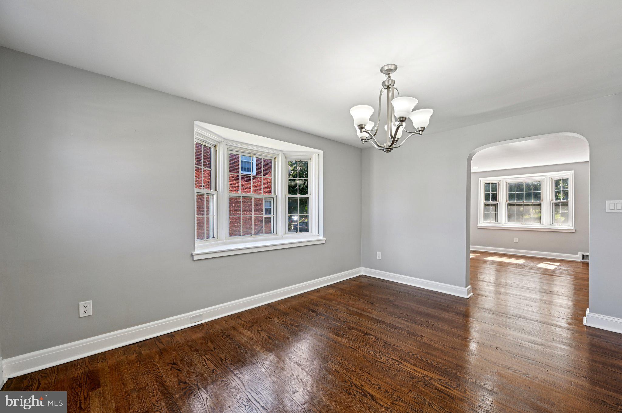 WEST HILLS - Residential