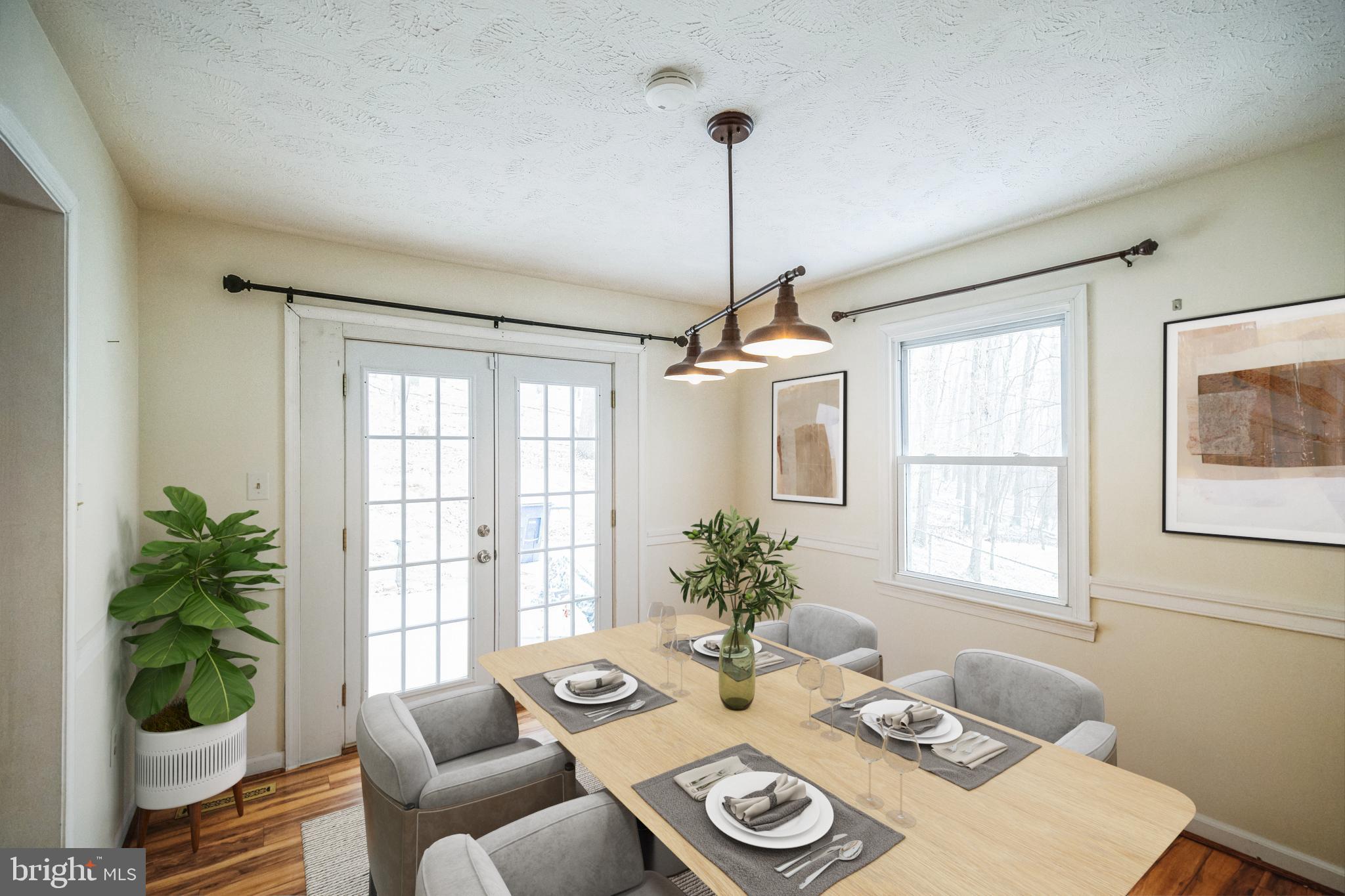 COLONIAL PARK - Residential