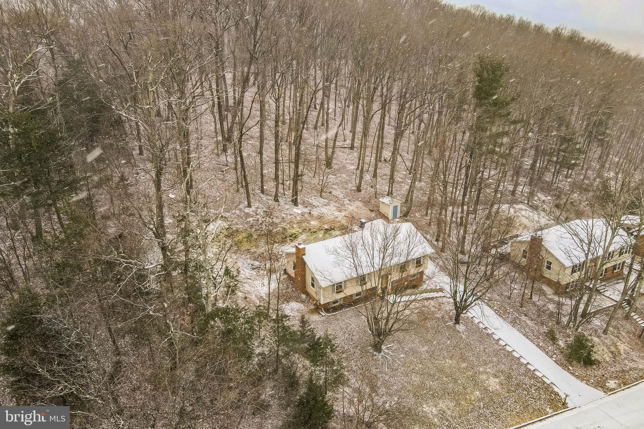 COLONIAL PARK - Residential