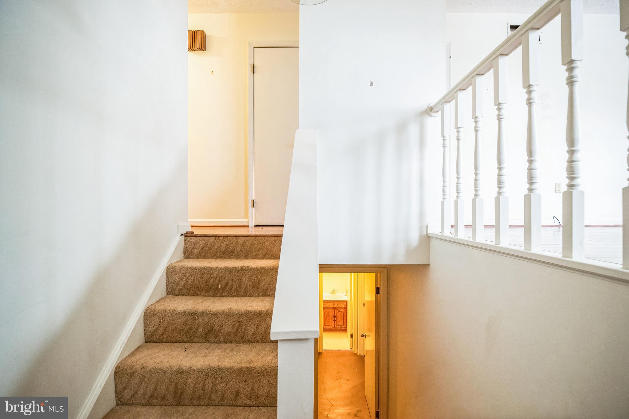 COLONIAL PARK - Residential