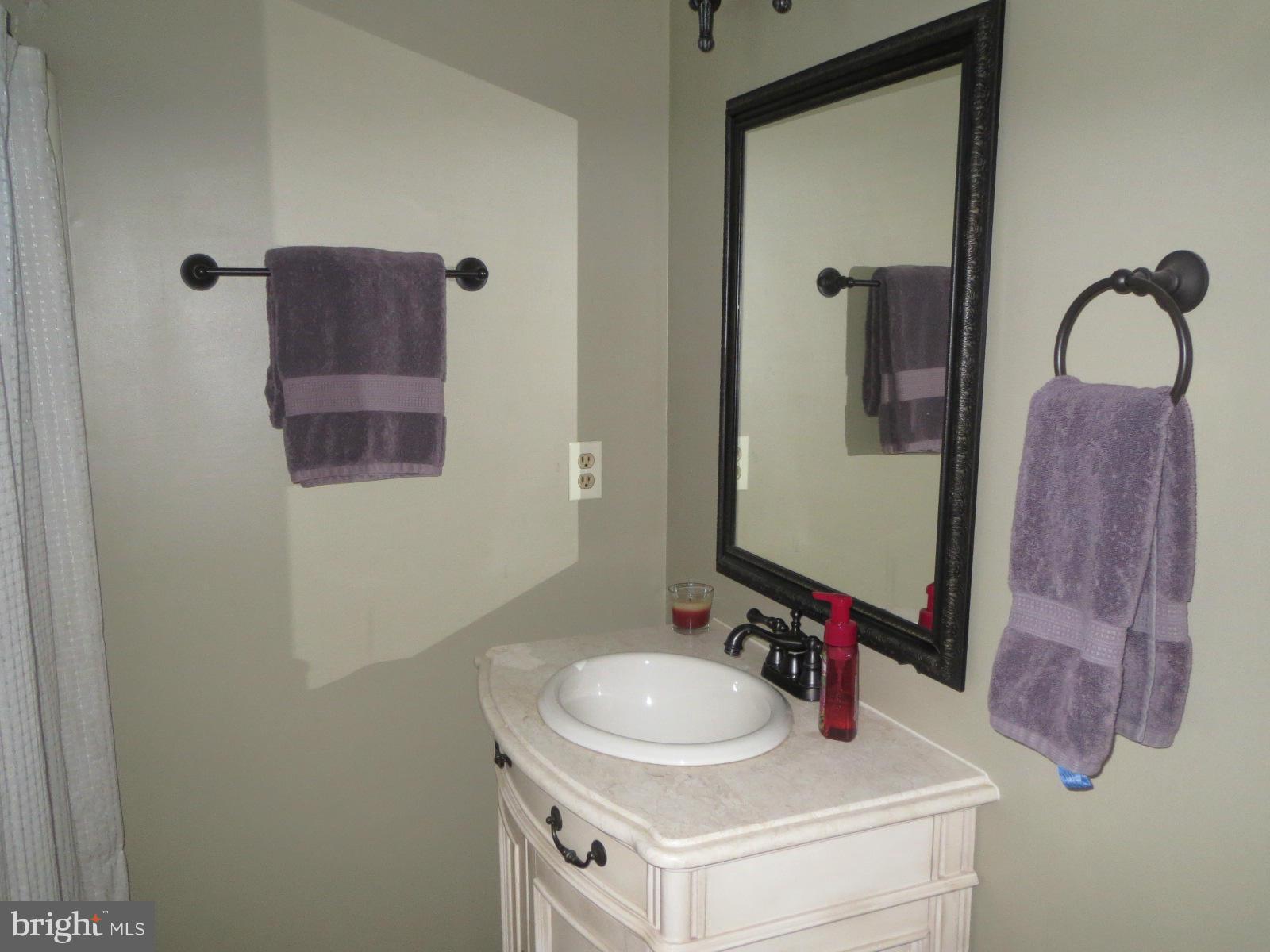 CEDAR COVE - Residential Lease