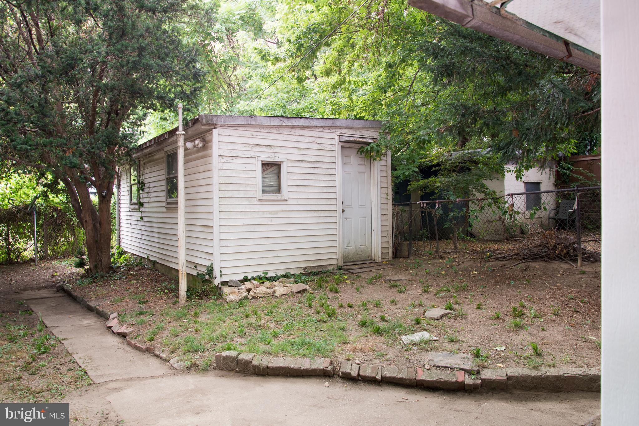 HAMPDEN HISTORIC DISTRICT - Residential