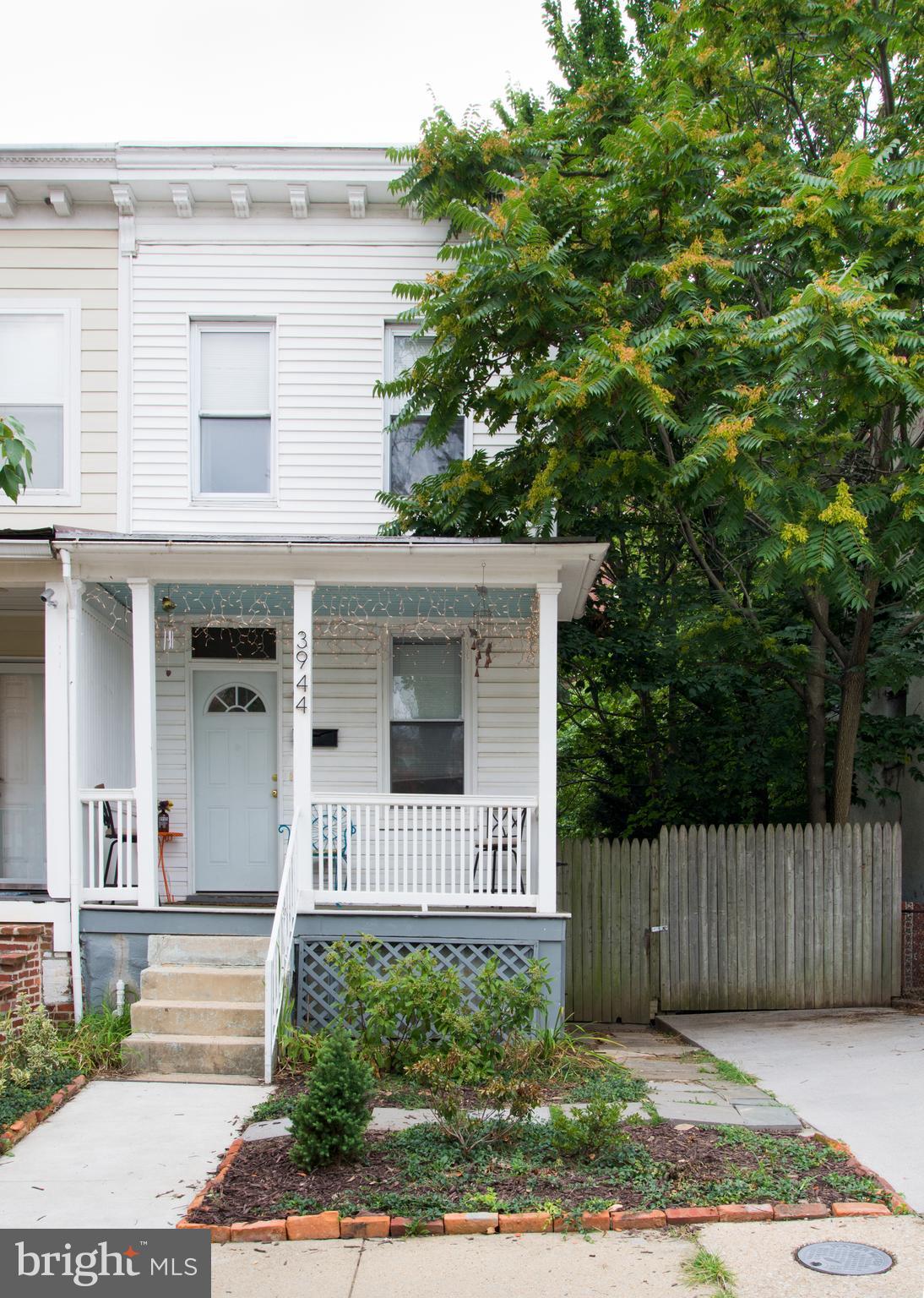 HAMPDEN HISTORIC DISTRICT - Residential