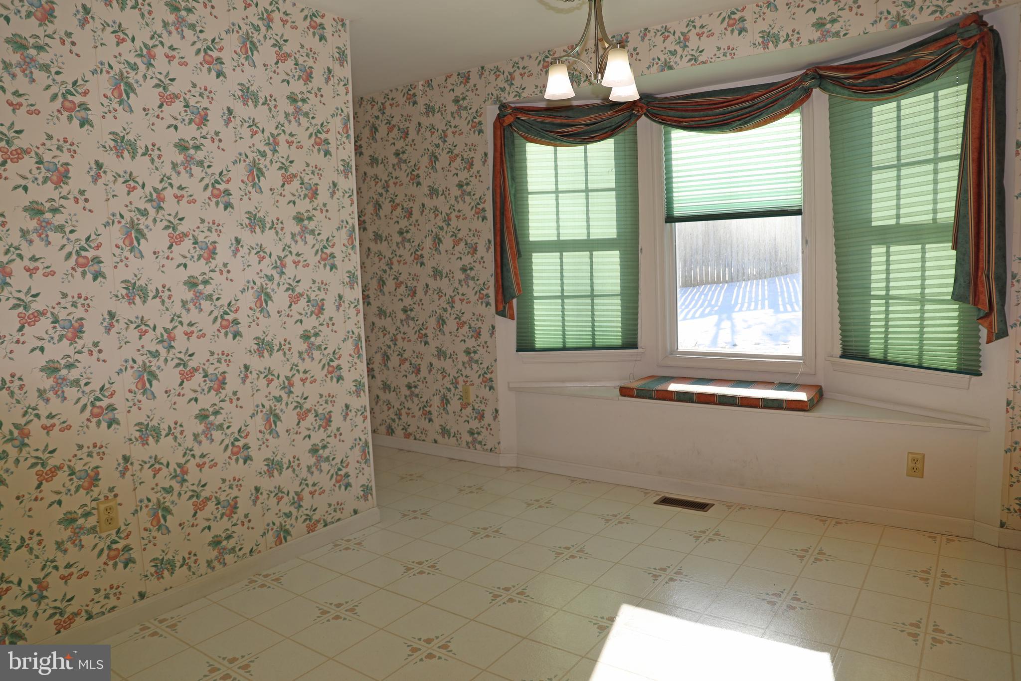 SHAFFER HILLS - Residential