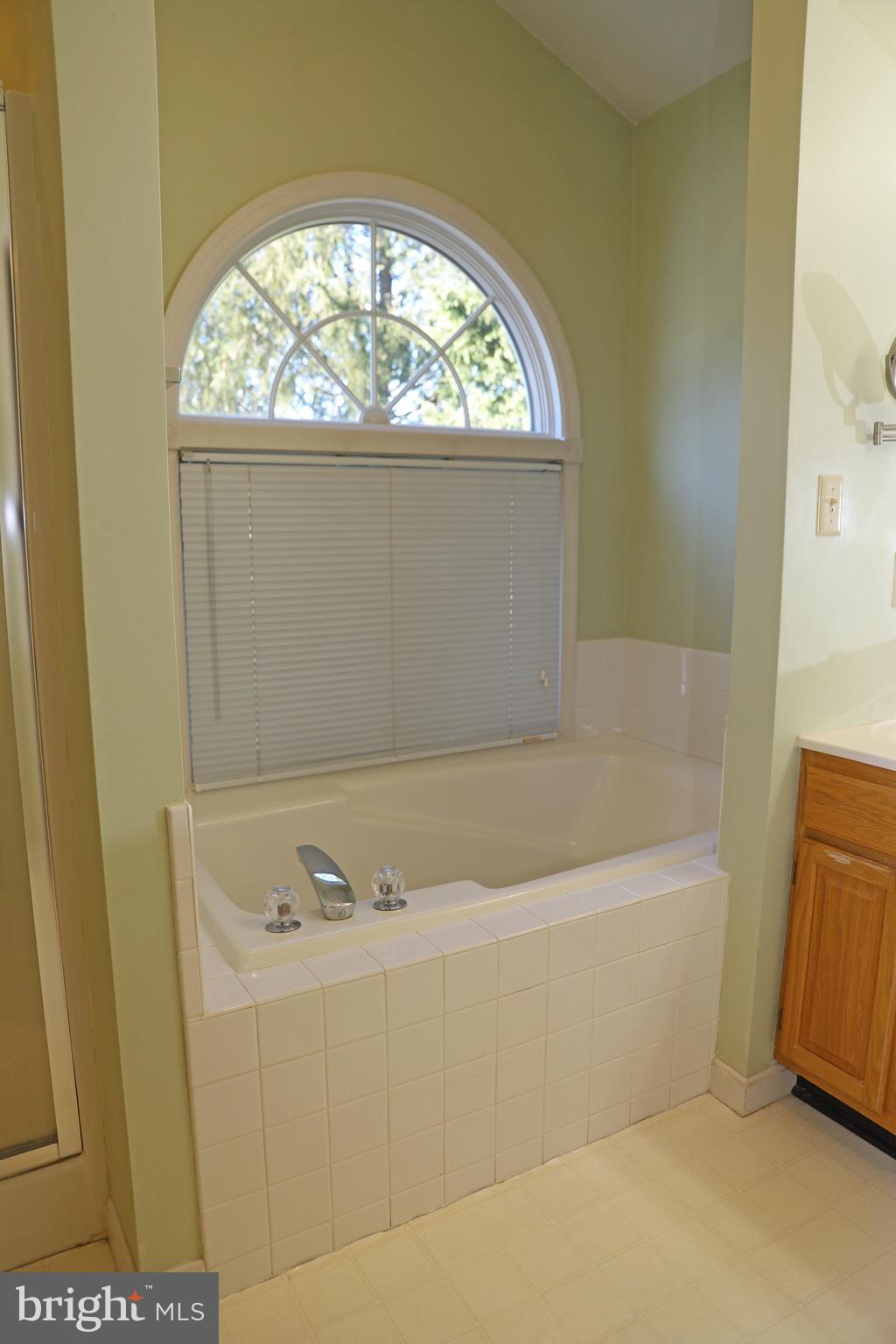 SHAFFER HILLS - Residential