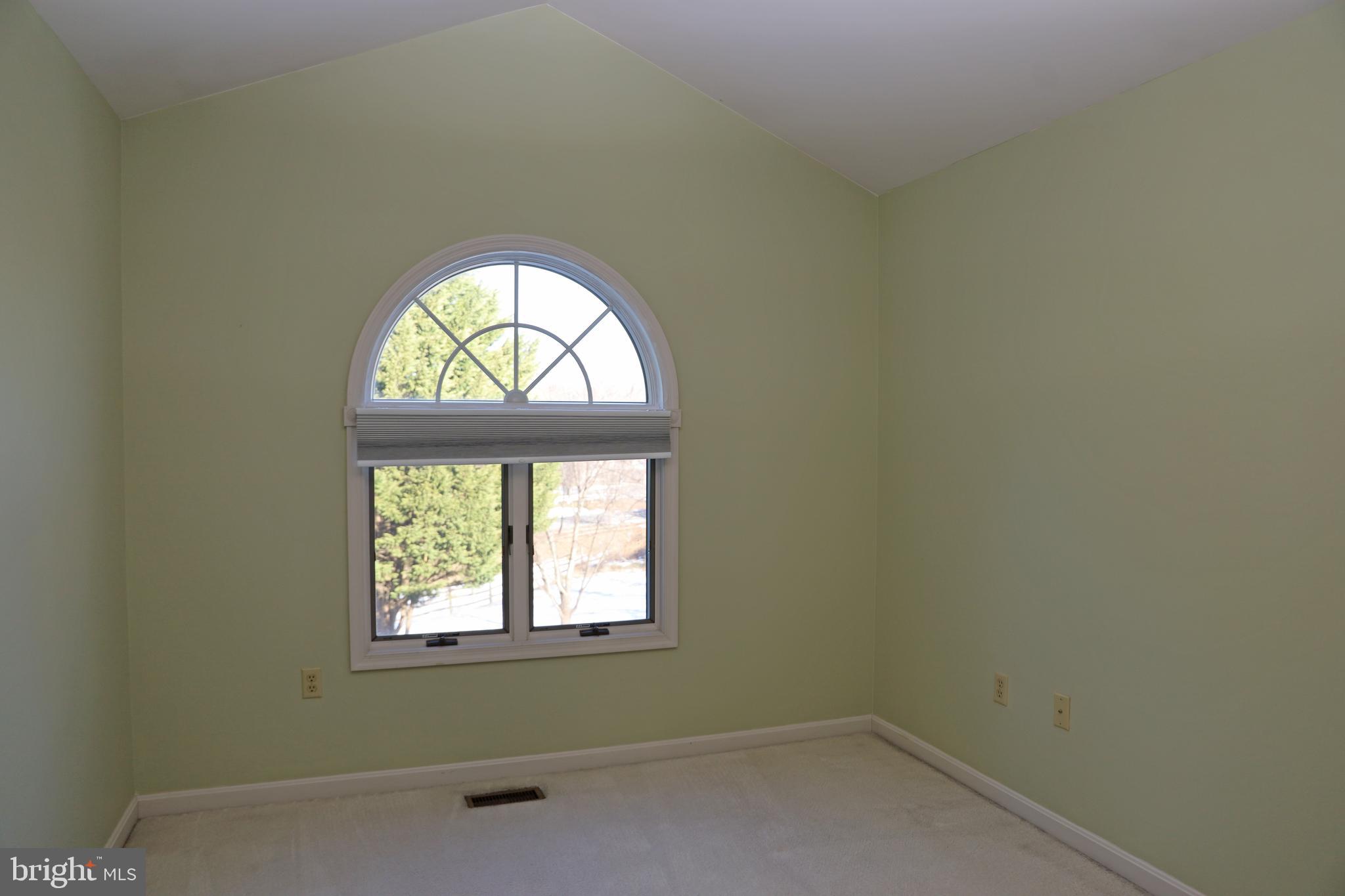 SHAFFER HILLS - Residential