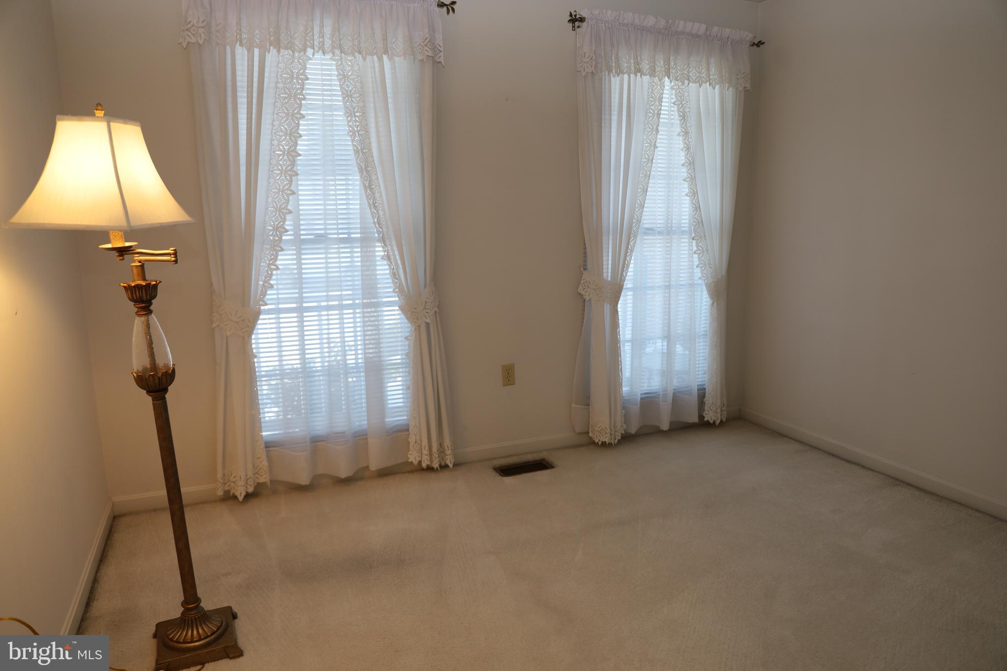 SHAFFER HILLS - Residential