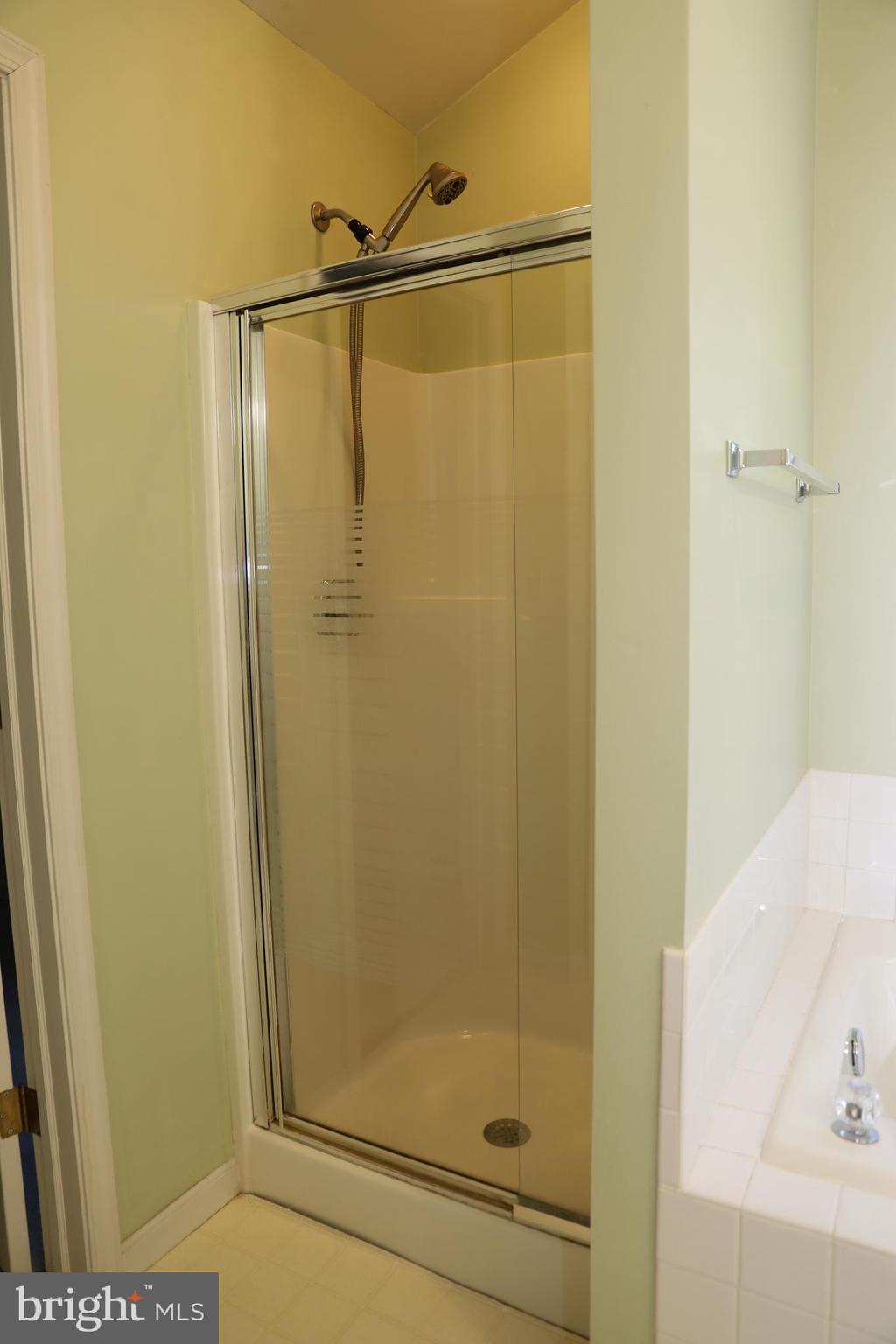 SHAFFER HILLS - Residential