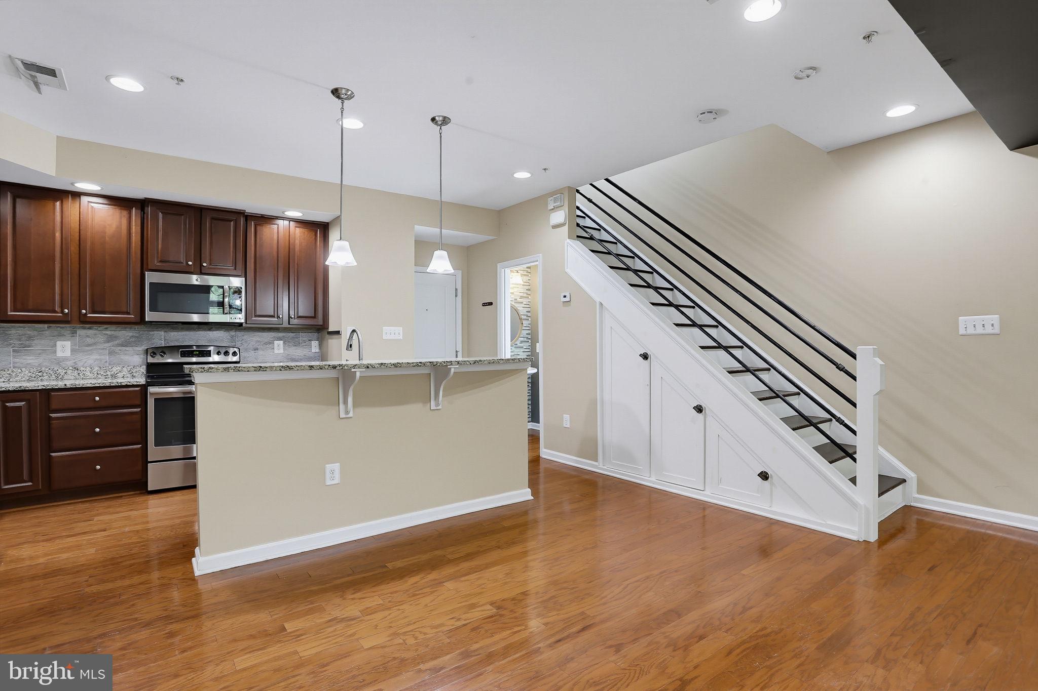 1202 CHADWELL COURT