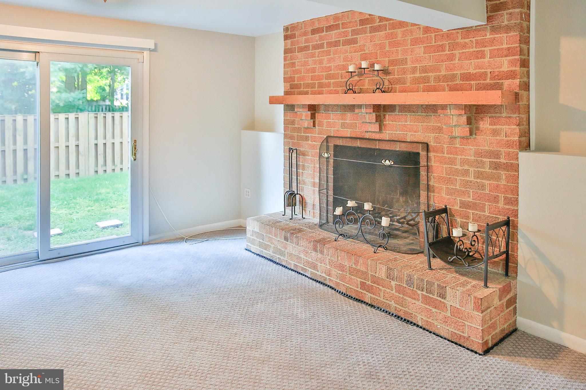 D EVEREUX WEST - Residential