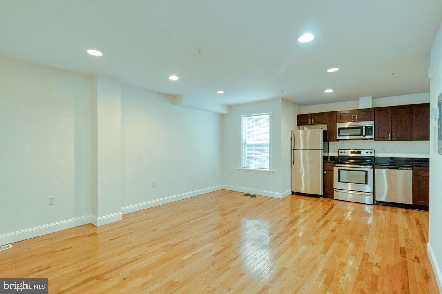 321 N 40TH STREET