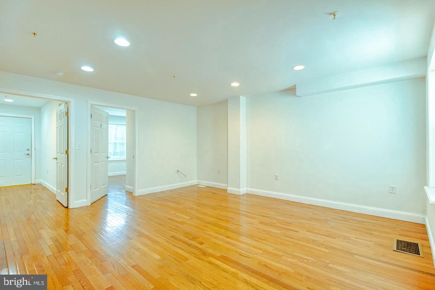 321 N 40TH STREET