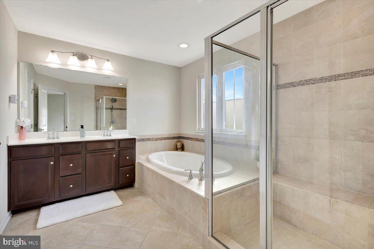 BOLTON HILL - Residential