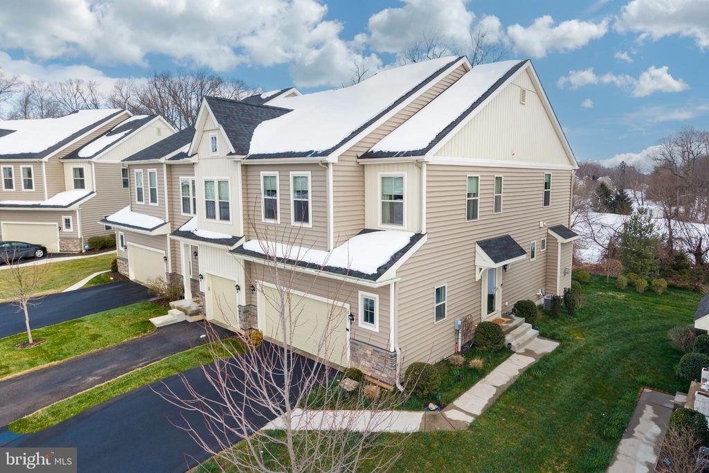 Photo of 235 Kestrel Court, KENNETT SQUARE, PA 19348 (MLS # PACT2116860)