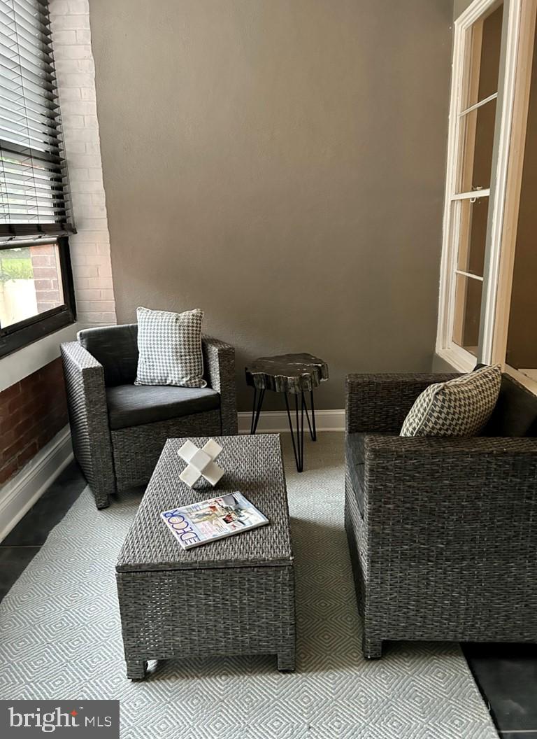 WILDMAN ARMS - Residential