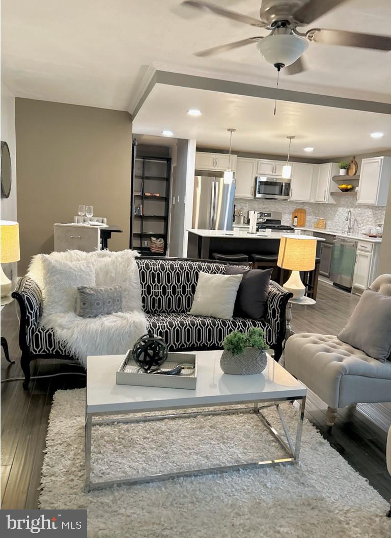 WILDMAN ARMS - Residential