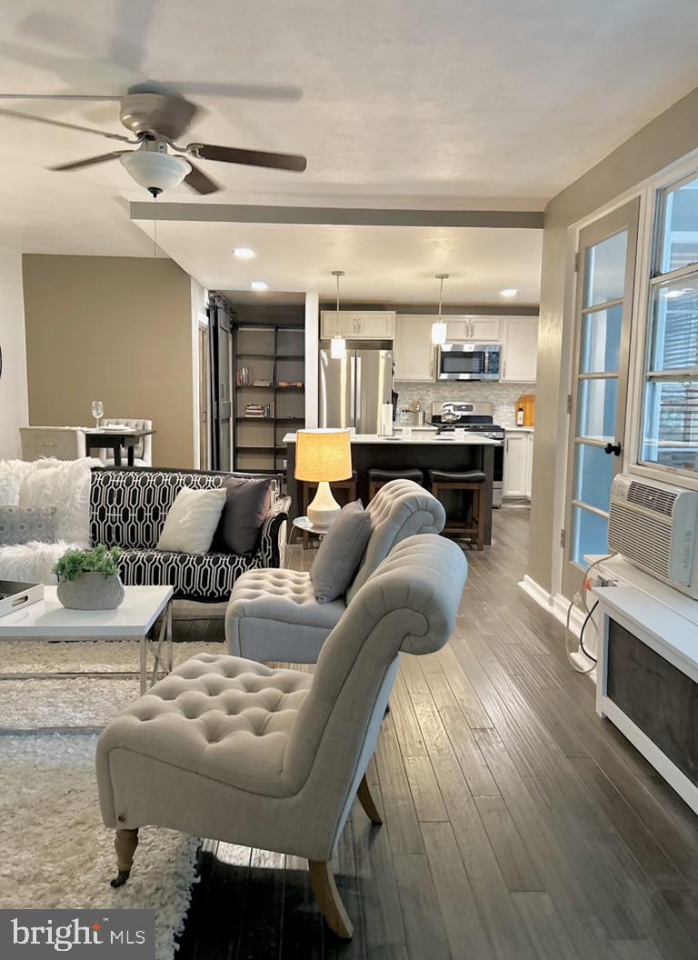 WILDMAN ARMS - Residential