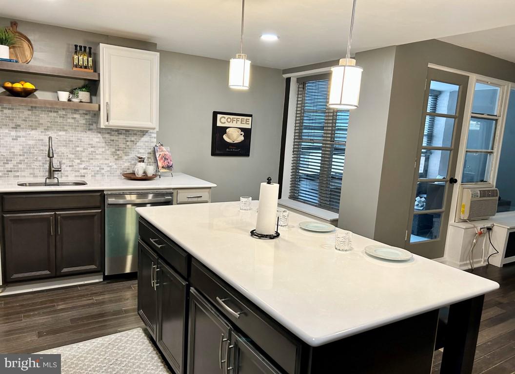 WILDMAN ARMS - Residential