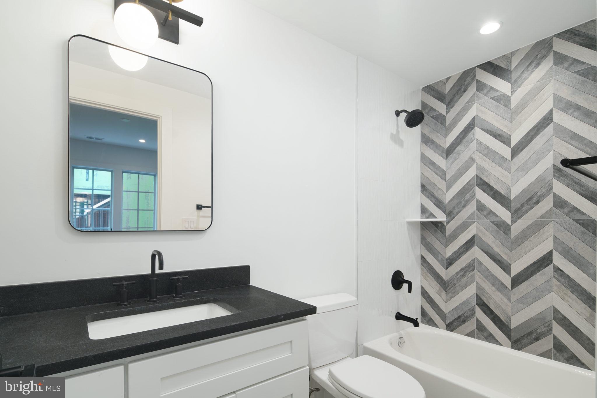 GRADUATE HOSPITAL - Residential