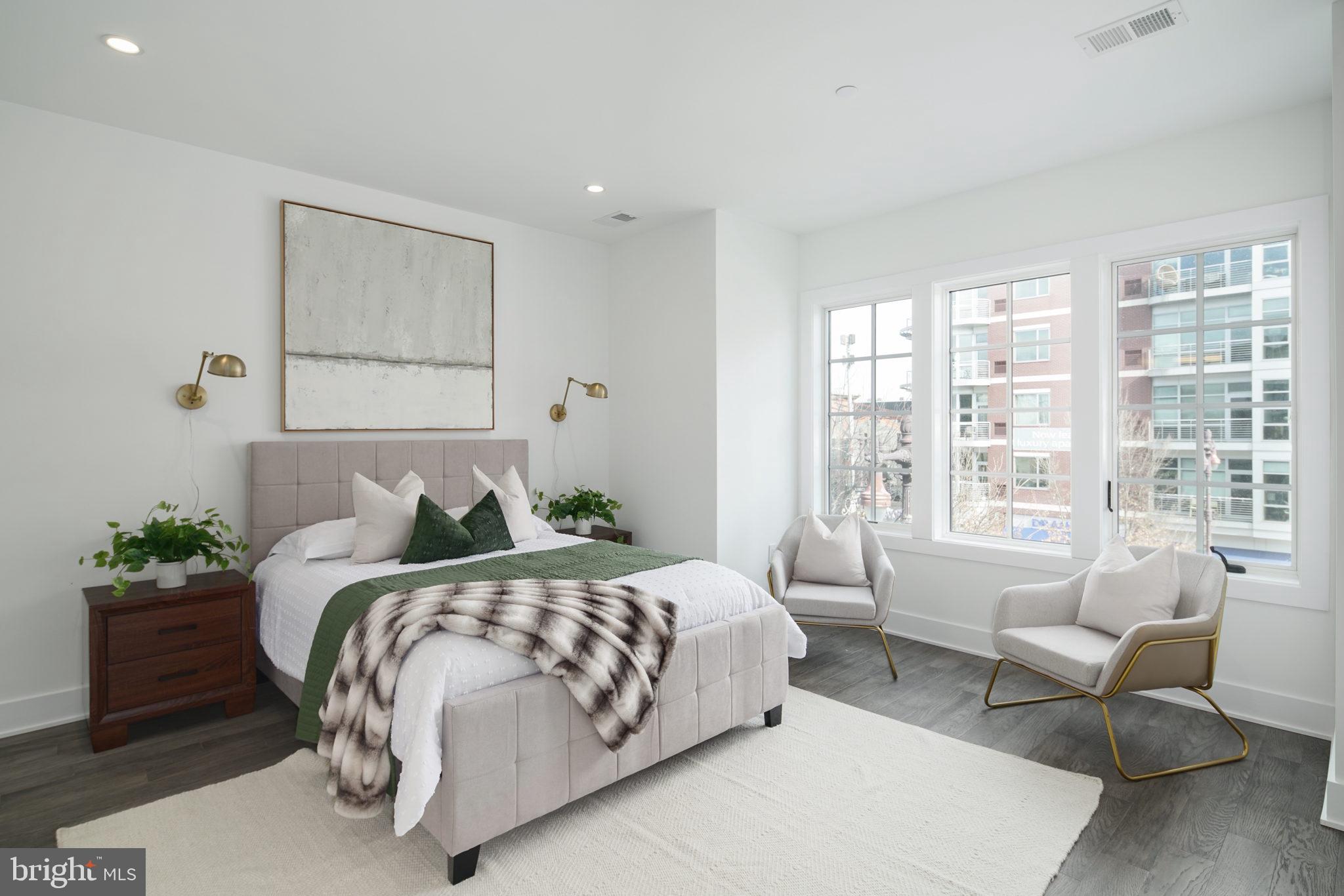 GRADUATE HOSPITAL - Residential