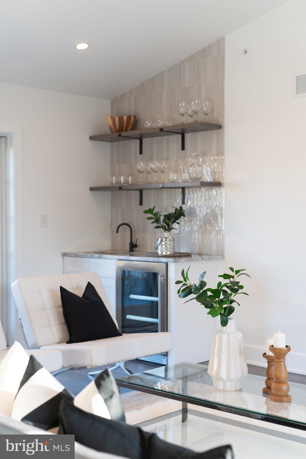 GRADUATE HOSPITAL - Residential