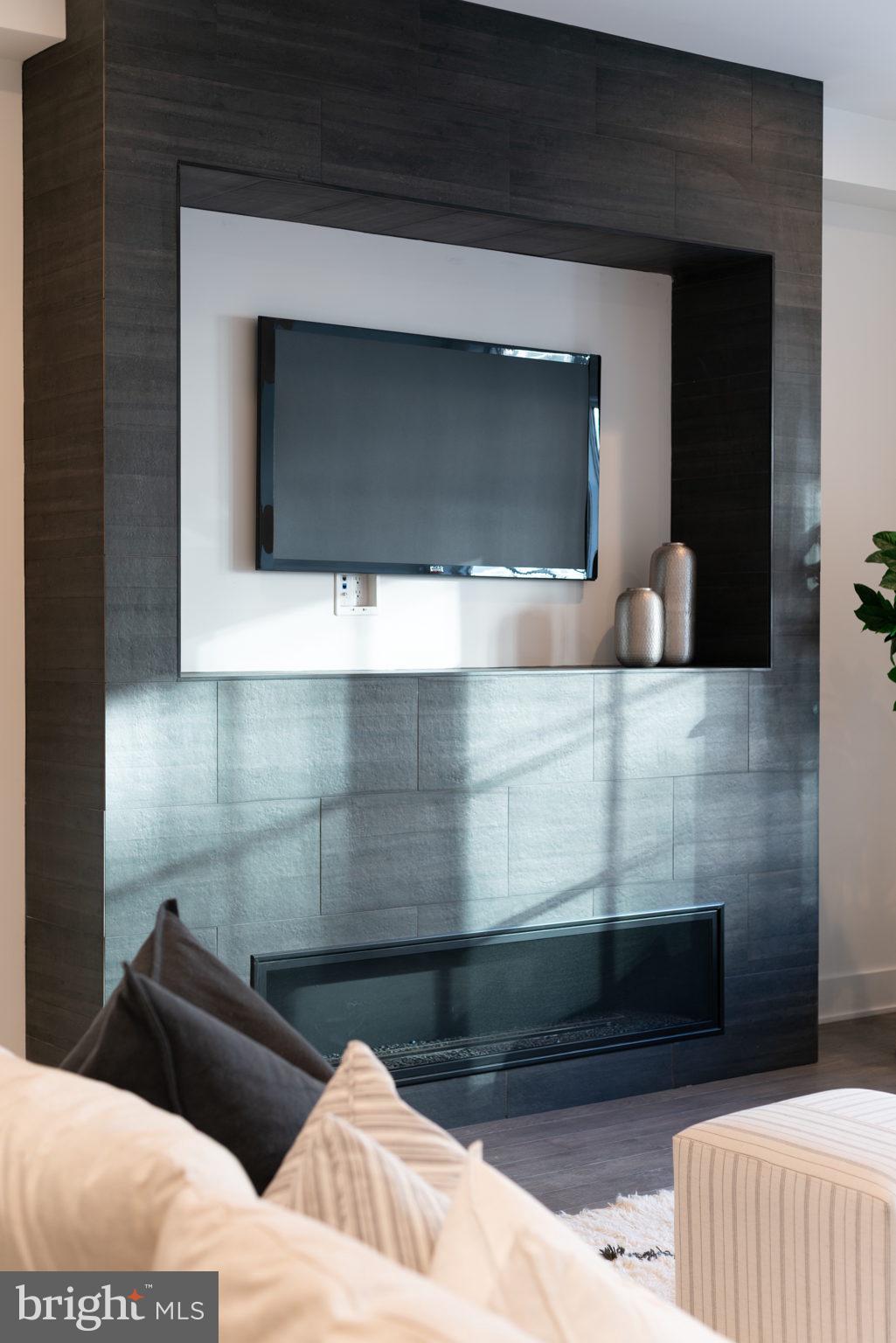 GRADUATE HOSPITAL - Residential