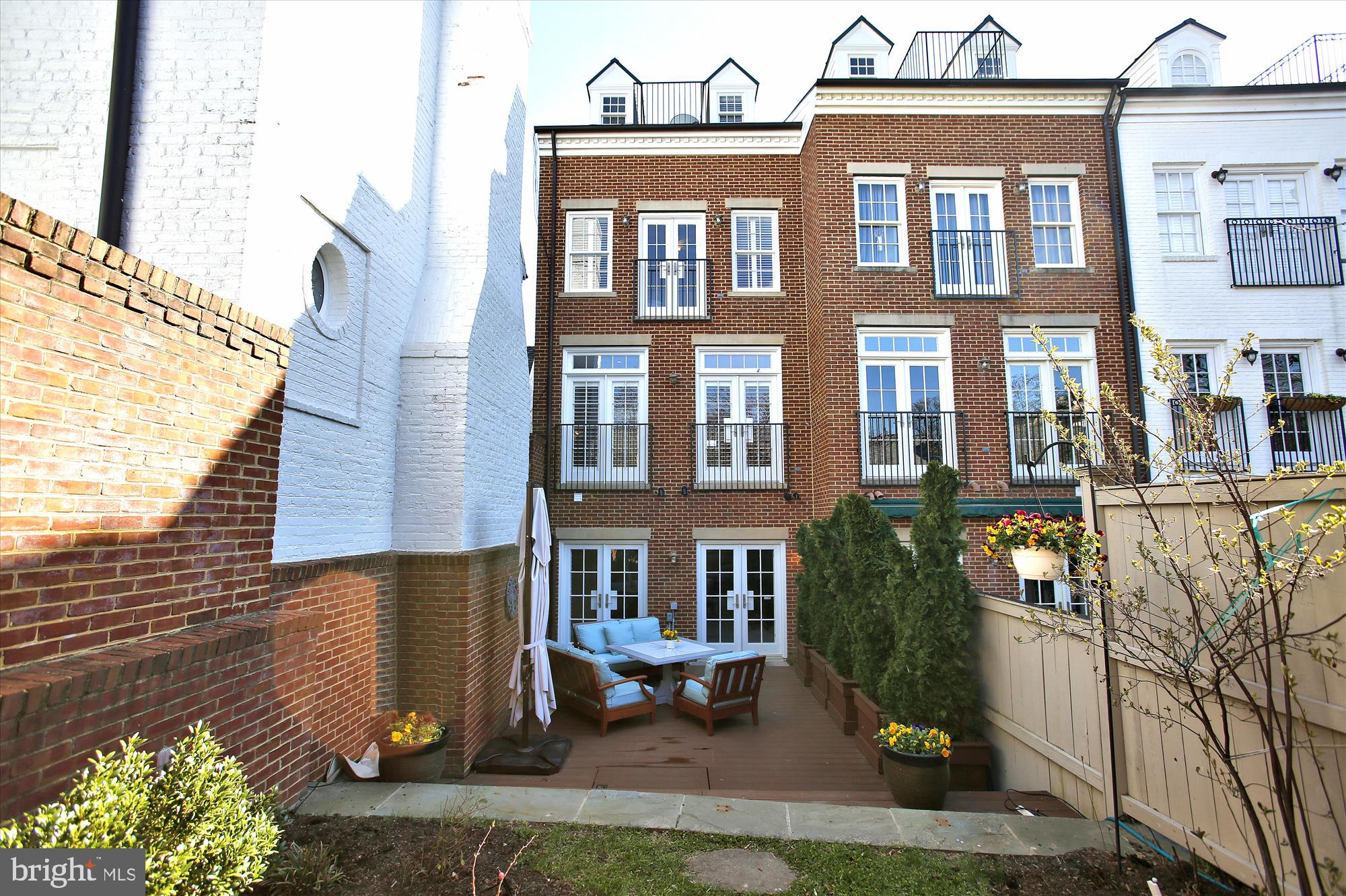 GOLDFARBS - Residential