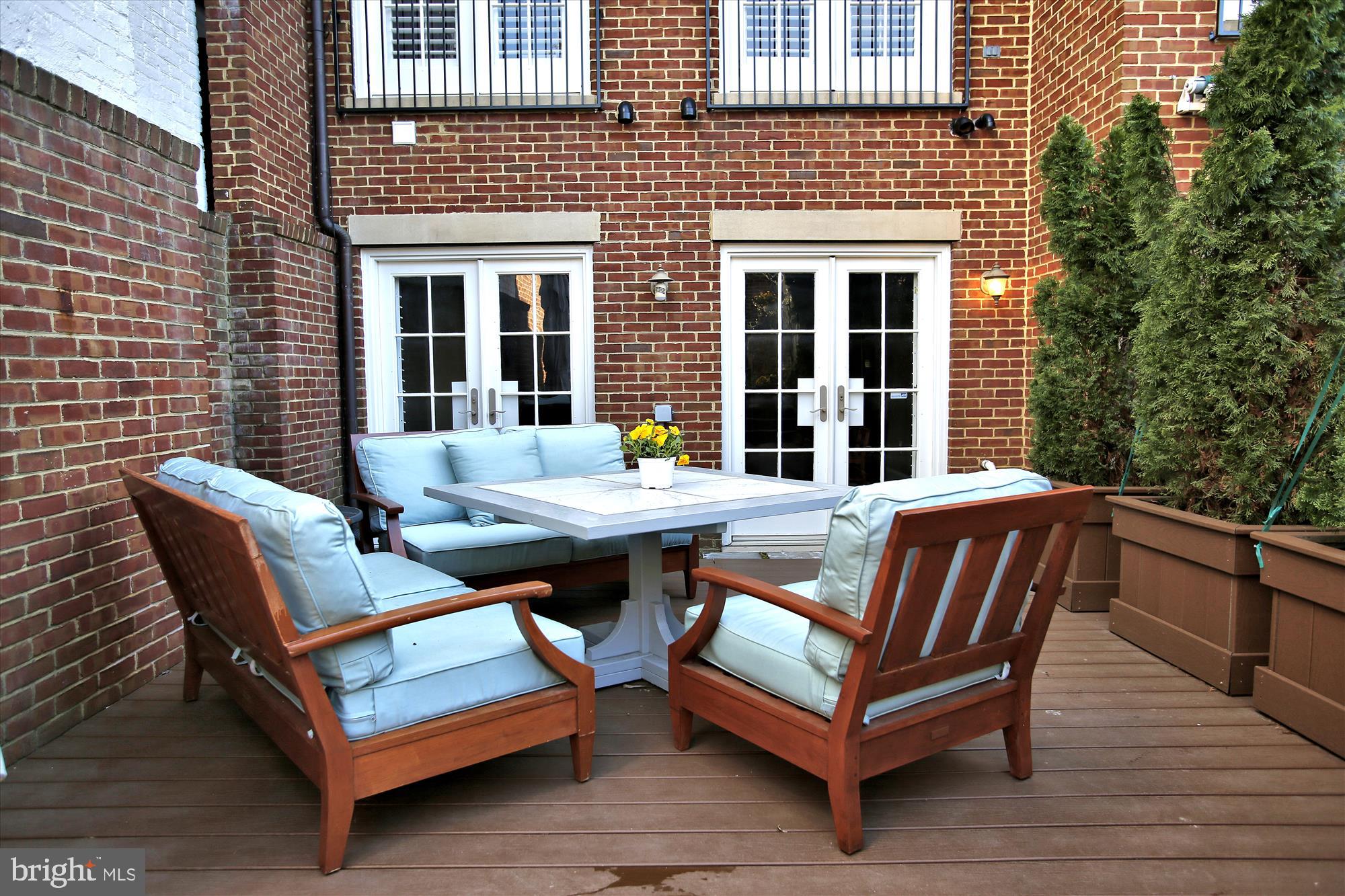 GOLDFARBS - Residential