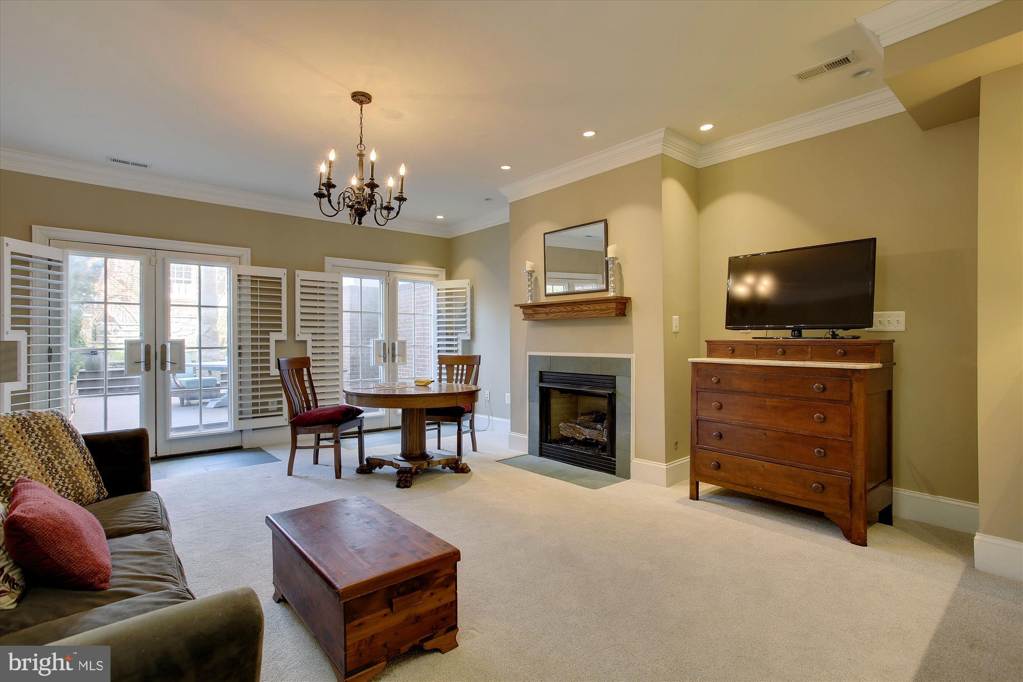 GOLDFARBS - Residential