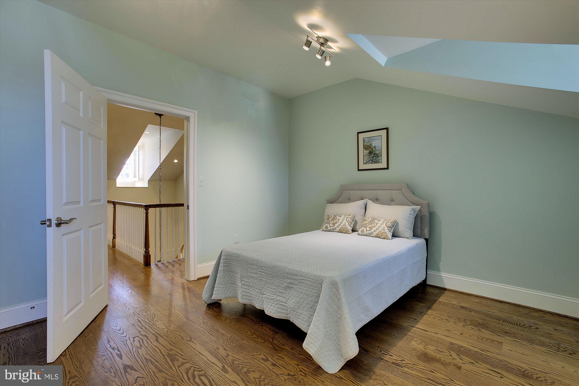 GOLDFARBS - Residential