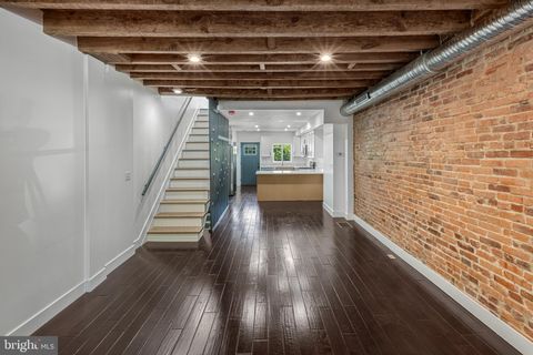 Townhouse For Rent - 325 W Lorraine Avenue<br/> BALTIMORE, MD 21211