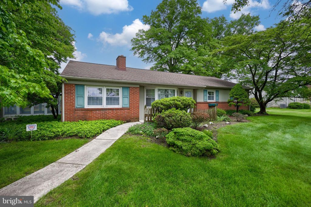 Photo of 124 Sprecher Road, WILLOW STREET, PA 17584 (MLS # PALA2069750)