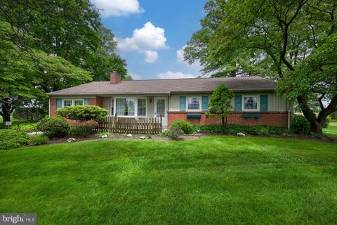 Photo of 124 Sprecher Road, WILLOW STREET, PA 17584 (MLS # PALA2069750)