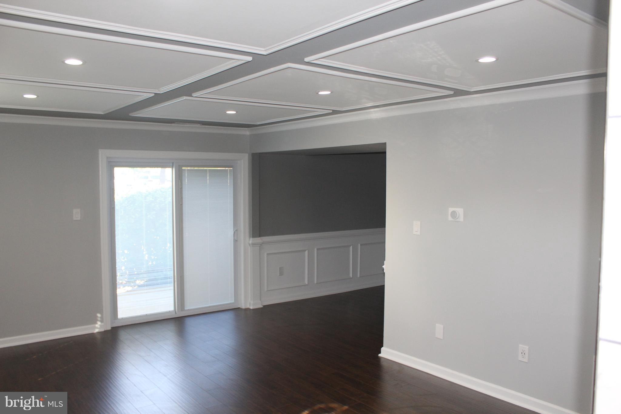 WHISKEY BOTTOM - Residential