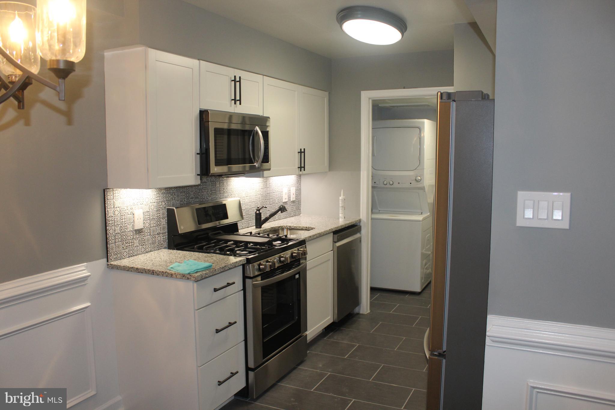 WHISKEY BOTTOM - Residential