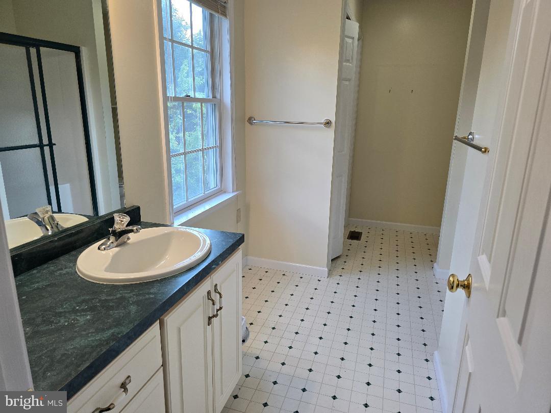 TURNBERRY - Residential