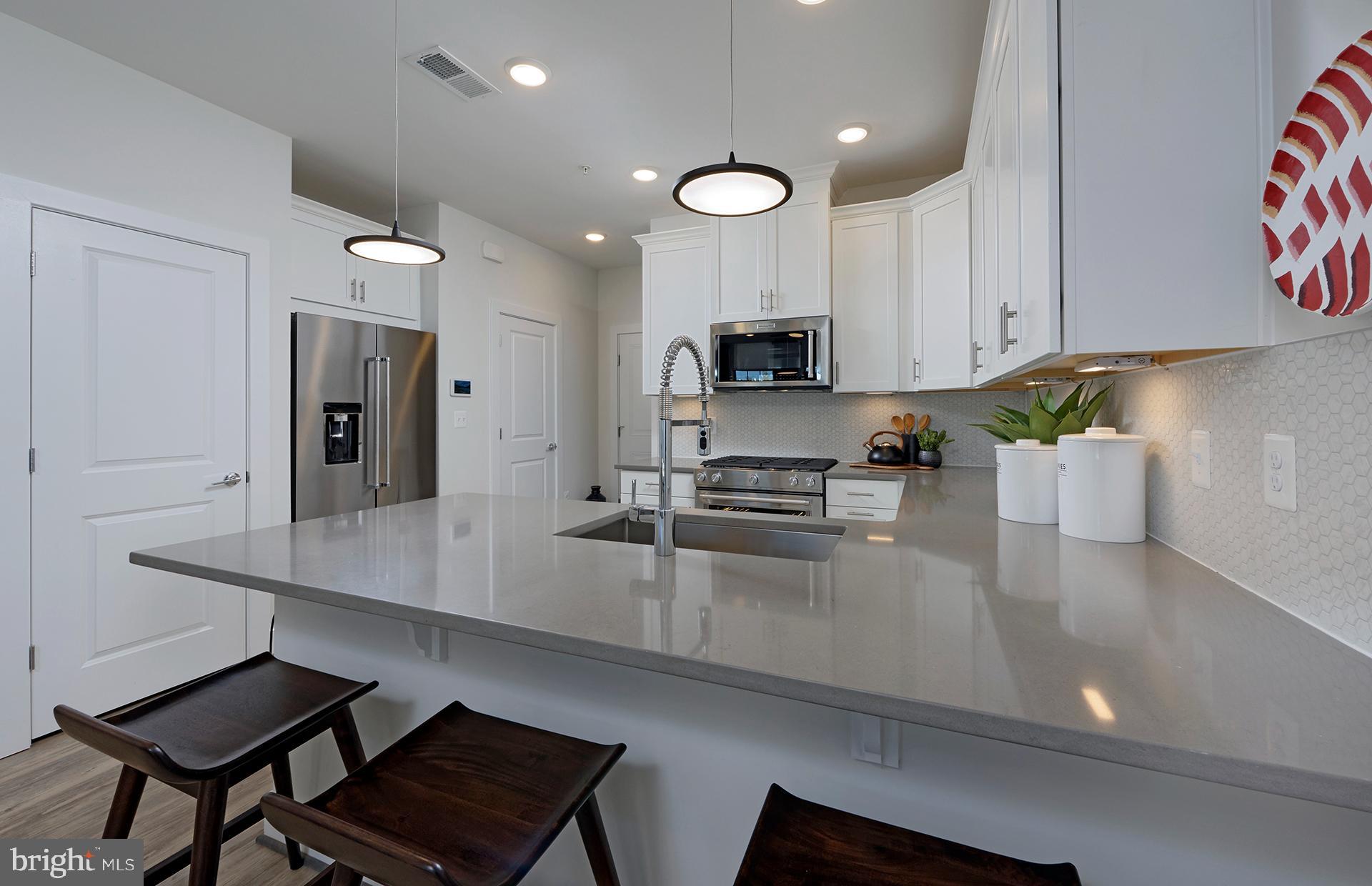 BELMONT OVERLOOK - Residential