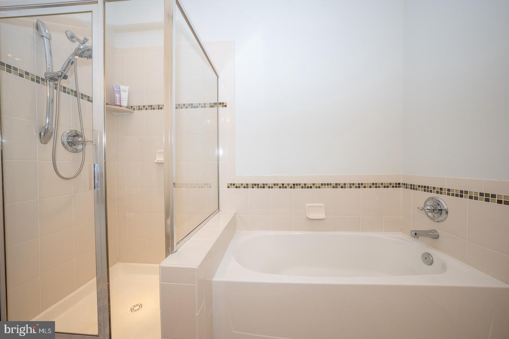 CONSHOHOCKEN - Residential Lease