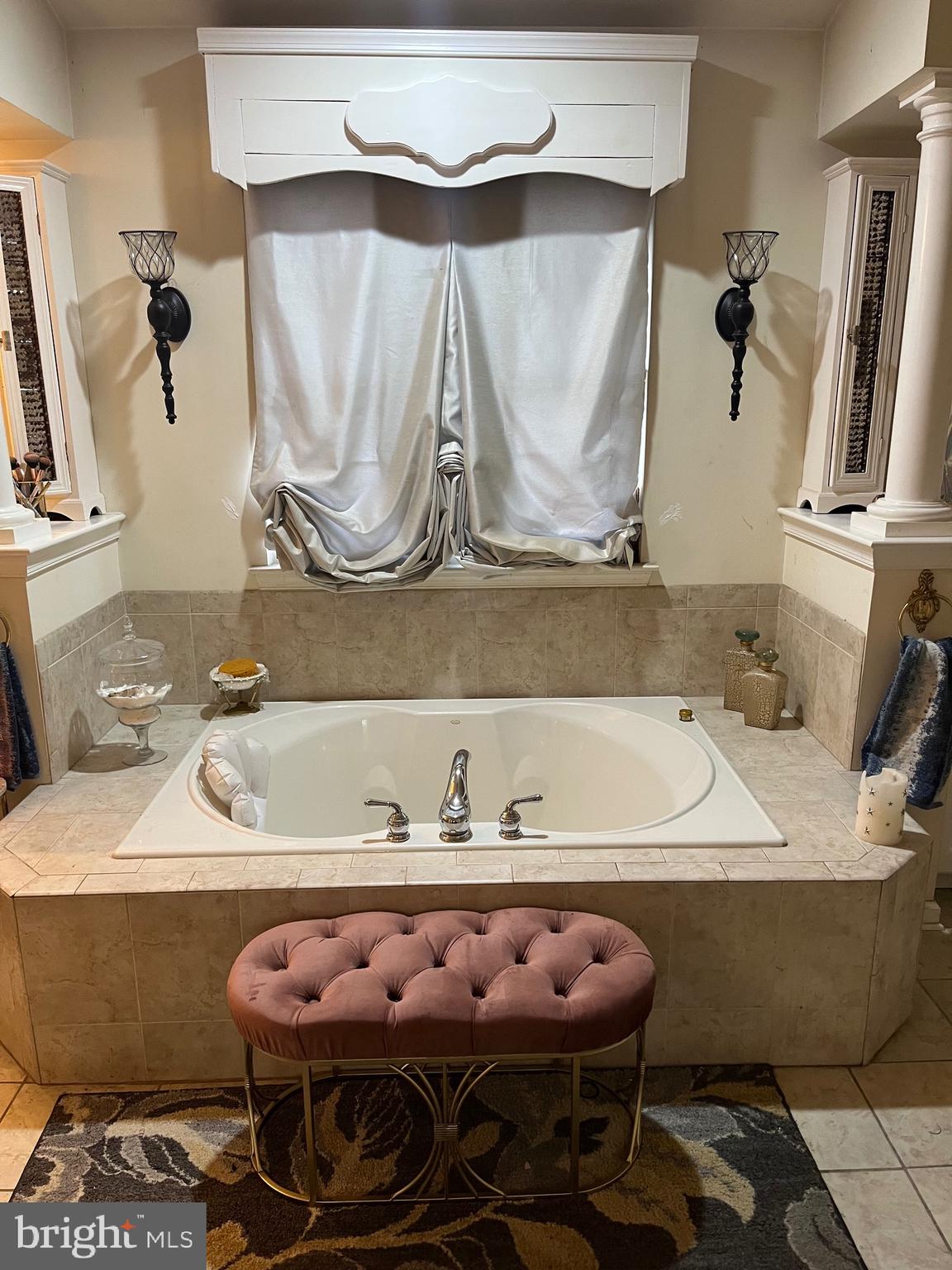 WILLOW RIDGE - Residential