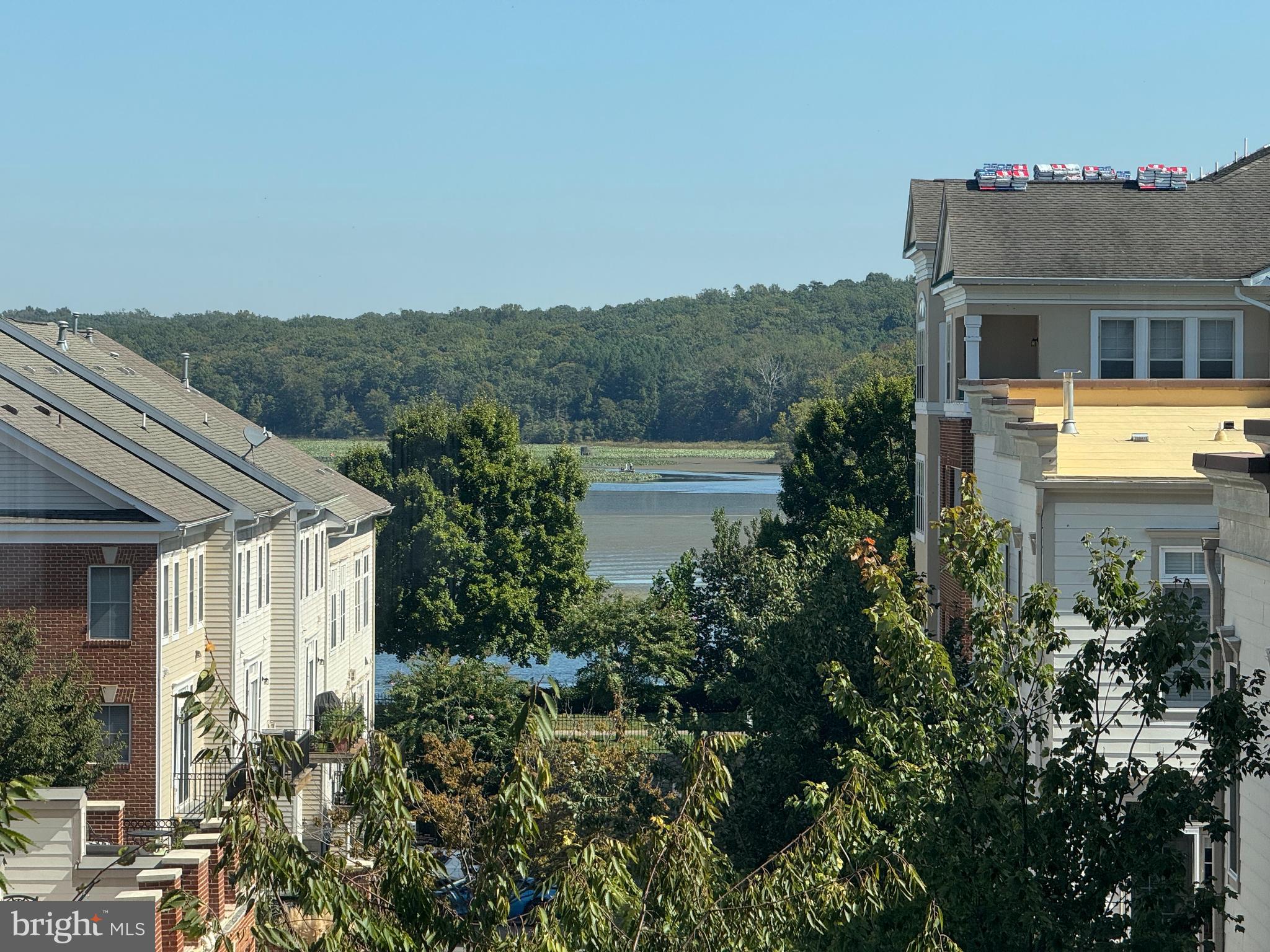 BELMONT BAY - Residential