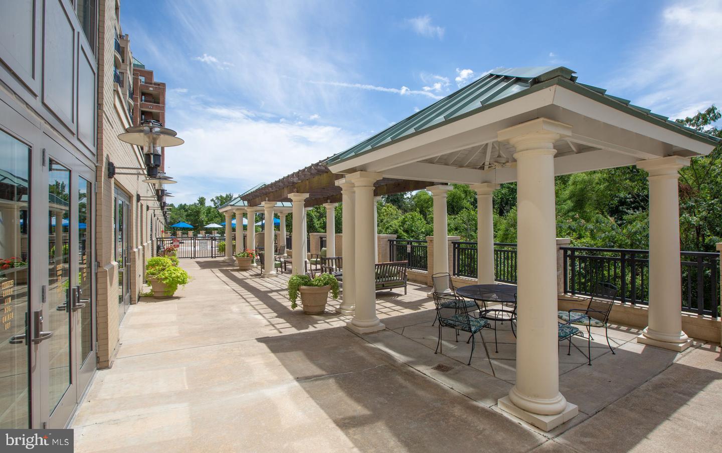 BELMONT BAY - Residential