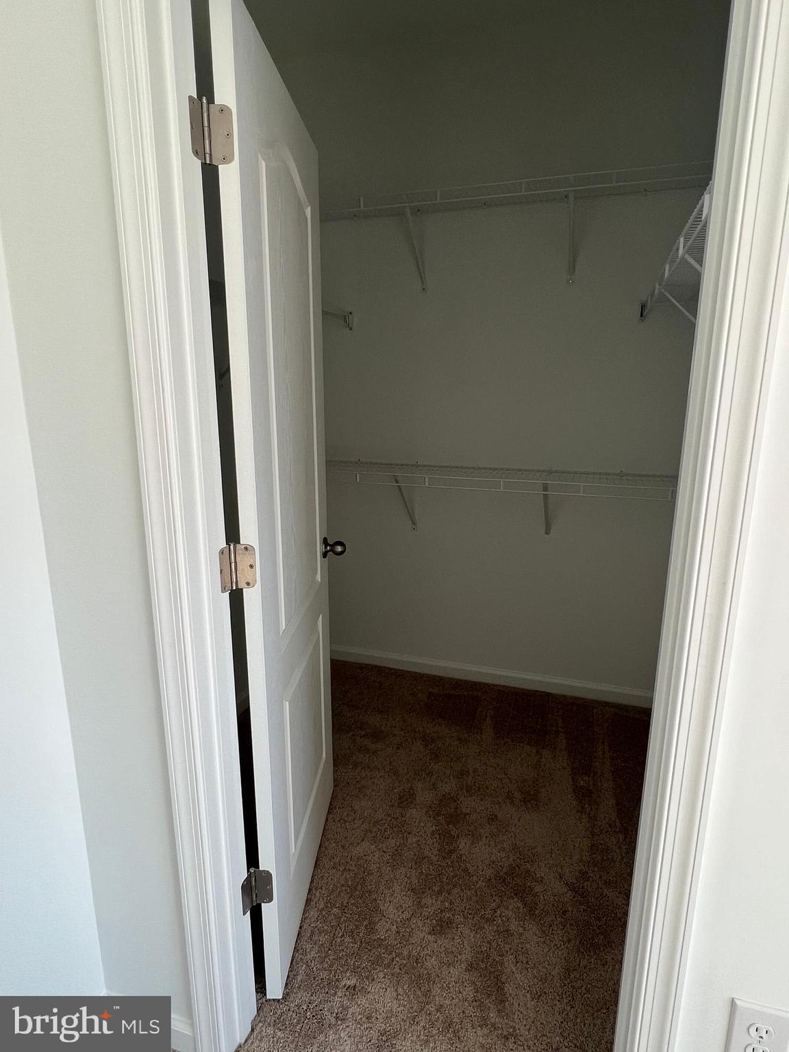 LOFTS AT CREEKSIDE - Residential Lease